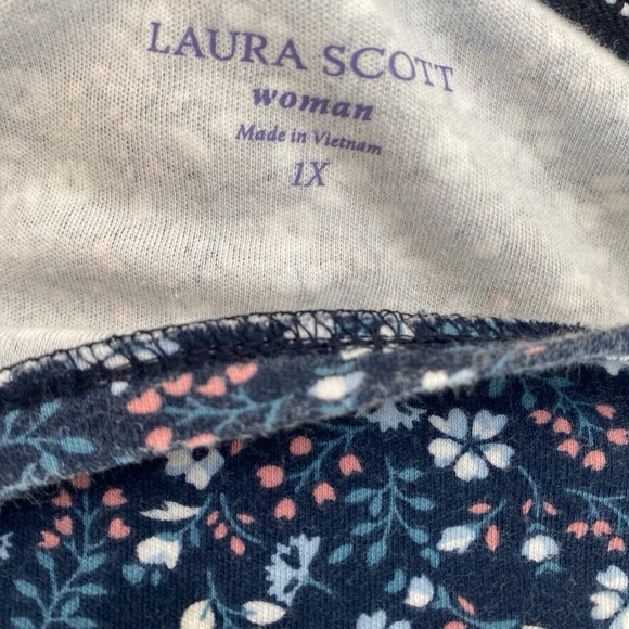 Laura Scott Woman Size 1X Top Shirt Blue Pink Floral Short Sleeve Stretch - Picture 7 of 8